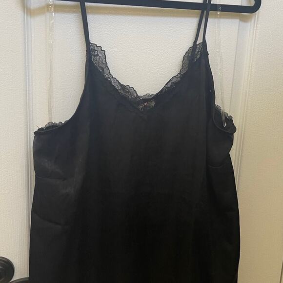 Black camisole Sz 1x Andree by Unit - Picture 1 of 9